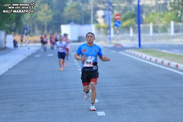 BINH DUONG NEW CITY HALF MARATHON 2024 - Ảnh #1775160
