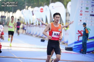 BINH DUONG NEW CITY HALF MARATHON 2024 - Ảnh #1762712
