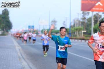 BINH DUONG NEW CITY HALF MARATHON 2024 - Ảnh #1773085