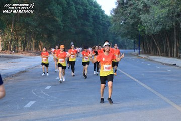 BINH DUONG NEW CITY HALF MARATHON 2024 - Ảnh #1774496