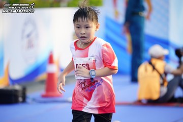 BINH DUONG NEW CITY HALF MARATHON 2024 - Ảnh #1763041