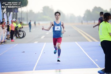 BINH DUONG NEW CITY HALF MARATHON 2024 - Ảnh #1774519