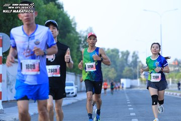 BINH DUONG NEW CITY HALF MARATHON 2024 - Ảnh #1775891