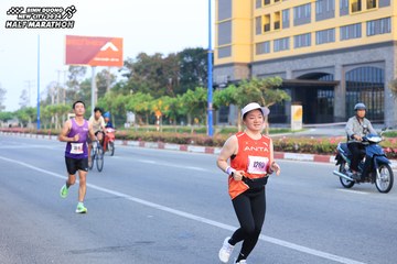 BINH DUONG NEW CITY HALF MARATHON 2024 - Ảnh #1773559