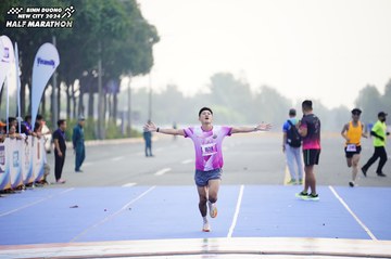 BINH DUONG NEW CITY HALF MARATHON 2024 - Ảnh #1773436