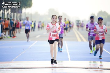 BINH DUONG NEW CITY HALF MARATHON 2024 - Ảnh #1762566