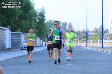 BINH DUONG NEW CITY HALF MARATHON 2024 - Ảnh #1764100