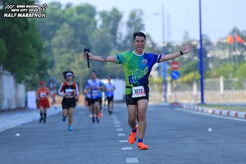 BINH DUONG NEW CITY HALF MARATHON 2024 - Ảnh #1764388