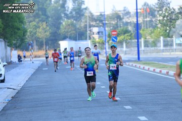 BINH DUONG NEW CITY HALF MARATHON 2024 - Ảnh #1774893