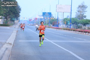 BINH DUONG NEW CITY HALF MARATHON 2024 - Ảnh #1764882