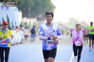 BINH DUONG NEW CITY HALF MARATHON 2024 - Ảnh #1763403