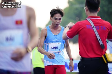 BINH DUONG NEW CITY HALF MARATHON 2024 - Ảnh #1774239