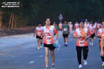 BINH DUONG NEW CITY HALF MARATHON 2024 - Ảnh #1773210