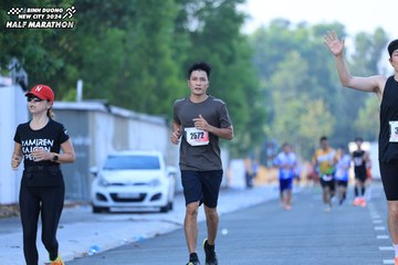 BINH DUONG NEW CITY HALF MARATHON 2024 - Ảnh #1765238