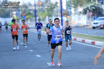 BINH DUONG NEW CITY HALF MARATHON 2024 - Ảnh #1774828