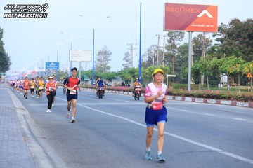 BINH DUONG NEW CITY HALF MARATHON 2024 - Ảnh #1773467