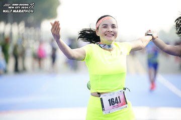 BINH DUONG NEW CITY HALF MARATHON 2024 - Ảnh #1761100