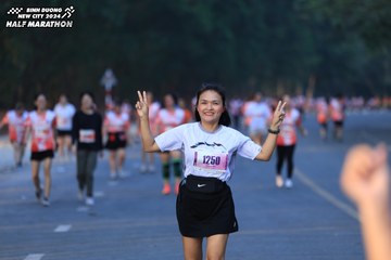 BINH DUONG NEW CITY HALF MARATHON 2024 - Ảnh #1774113