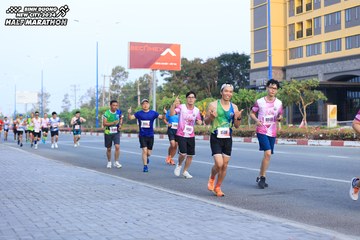 BINH DUONG NEW CITY HALF MARATHON 2024 - Ảnh #1775364