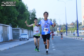 BINH DUONG NEW CITY HALF MARATHON 2024 - Ảnh #1775593