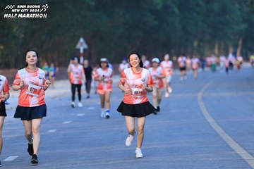 BINH DUONG NEW CITY HALF MARATHON 2024 - Ảnh #1773499