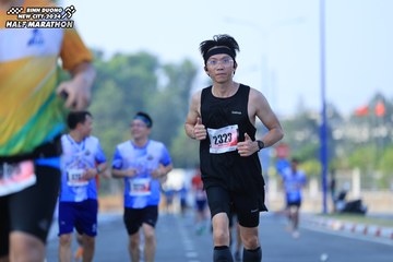 BINH DUONG NEW CITY HALF MARATHON 2024 - Ảnh #1765321