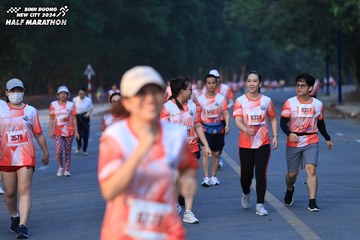 BINH DUONG NEW CITY HALF MARATHON 2024 - Ảnh #1773409