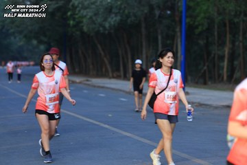 BINH DUONG NEW CITY HALF MARATHON 2024 - Ảnh #1773997