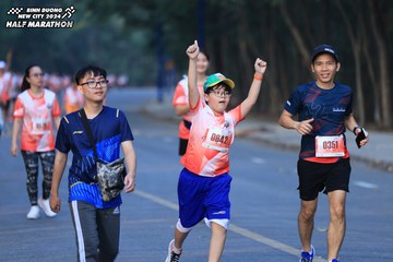 BINH DUONG NEW CITY HALF MARATHON 2024 - Ảnh #1773859
