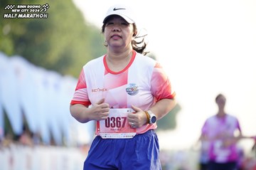 BINH DUONG NEW CITY HALF MARATHON 2024 - Ảnh #1763610