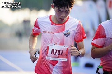 BINH DUONG NEW CITY HALF MARATHON 2024 - Ảnh #1761475