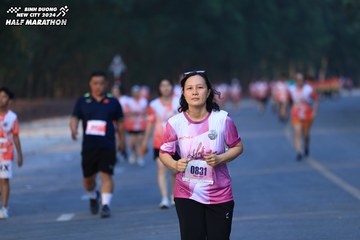 BINH DUONG NEW CITY HALF MARATHON 2024 - Ảnh #1774234