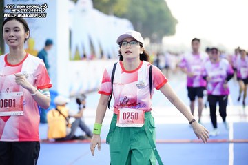 BINH DUONG NEW CITY HALF MARATHON 2024 - Ảnh #1768314