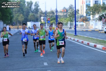 BINH DUONG NEW CITY HALF MARATHON 2024 - Ảnh #1774964
