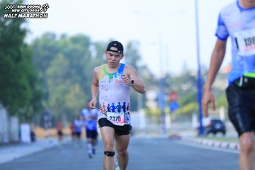 BINH DUONG NEW CITY HALF MARATHON 2024 - Ảnh #1776010