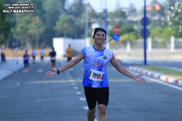 BINH DUONG NEW CITY HALF MARATHON 2024 - Ảnh #1769365