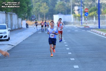 BINH DUONG NEW CITY HALF MARATHON 2024 - Ảnh #1775167