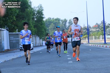 BINH DUONG NEW CITY HALF MARATHON 2024 - Ảnh #1764261