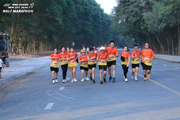 BINH DUONG NEW CITY HALF MARATHON 2024 - Ảnh #1774602
