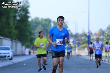 BINH DUONG NEW CITY HALF MARATHON 2024 - Ảnh #1765606