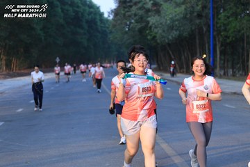 BINH DUONG NEW CITY HALF MARATHON 2024 - Ảnh #1773458