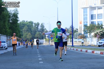 BINH DUONG NEW CITY HALF MARATHON 2024 - Ảnh #1766347