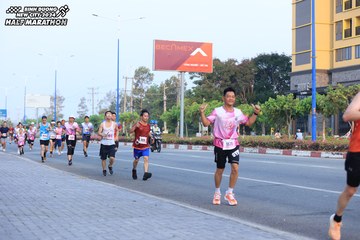 BINH DUONG NEW CITY HALF MARATHON 2024 - Ảnh #1776047