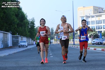 BINH DUONG NEW CITY HALF MARATHON 2024 - Ảnh #1764087