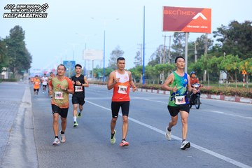 BINH DUONG NEW CITY HALF MARATHON 2024 - Ảnh #1768651