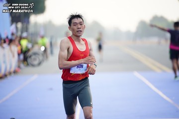 BINH DUONG NEW CITY HALF MARATHON 2024 - Ảnh #1774304
