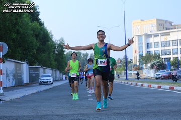 BINH DUONG NEW CITY HALF MARATHON 2024 - Ảnh #1775532