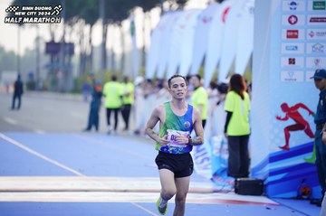 BINH DUONG NEW CITY HALF MARATHON 2024 - Ảnh #1773356