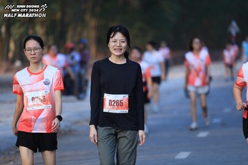 BINH DUONG NEW CITY HALF MARATHON 2024 - Ảnh #1774139