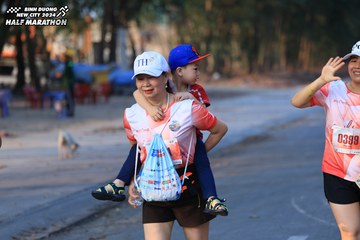 BINH DUONG NEW CITY HALF MARATHON 2024 - Ảnh #1774409